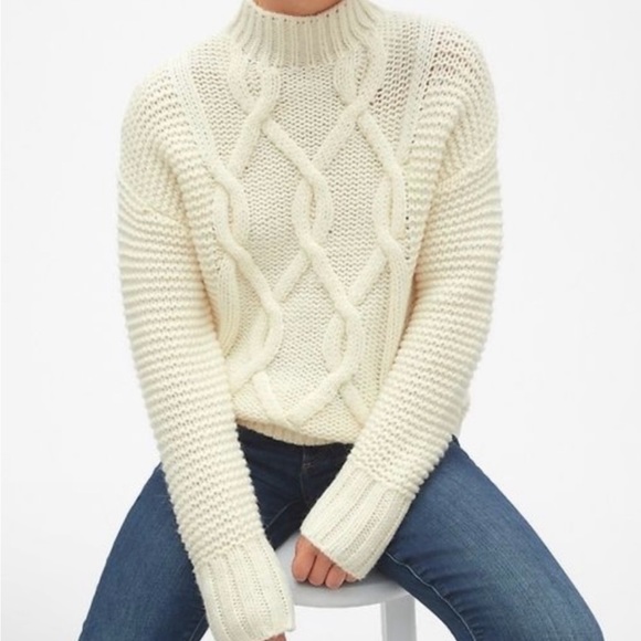 GAP Sweaters - GAP TALL Cable‎ Knit Mock Neck Sweater